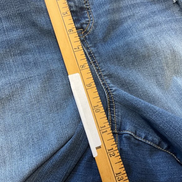 Torrid Premium Woman's Distressed Denim Blue Jeans Size 20R High Rise Curvy - Picture 10 of 16